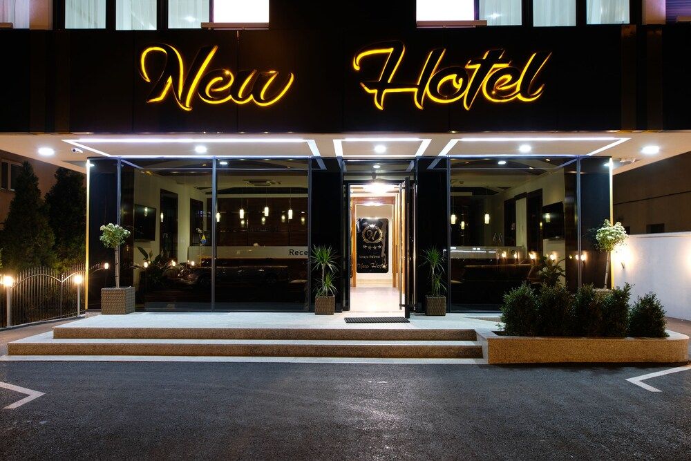 New Hotel 1