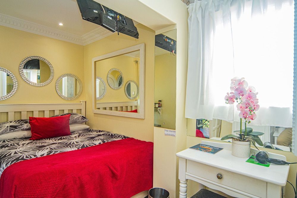 La Loggia Bed and Breakfast 2