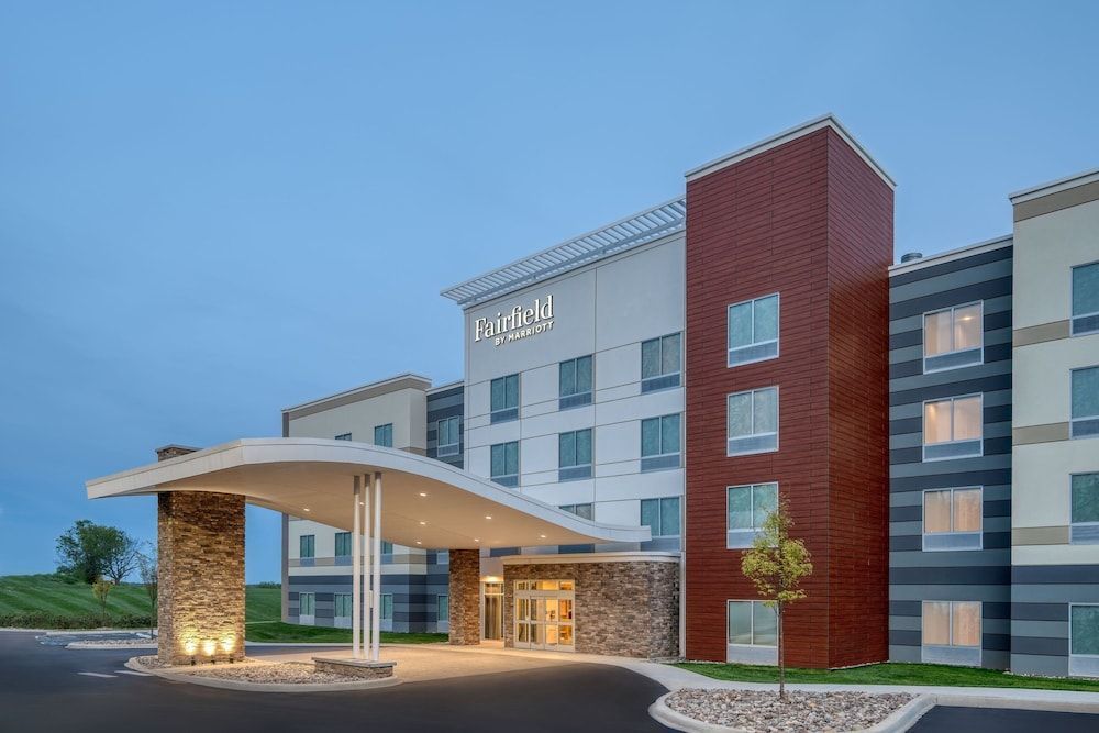 Fairfield by Marriott Inn & Suites Shelbyville 1