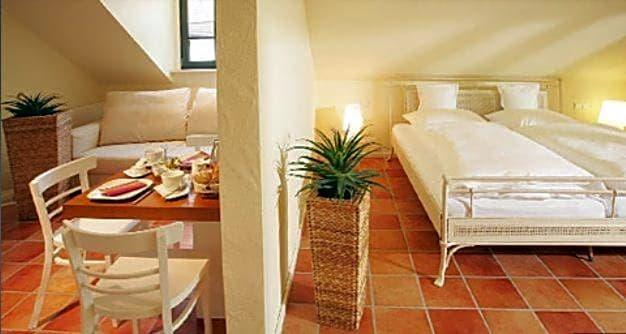 Vinotel Augustin 2