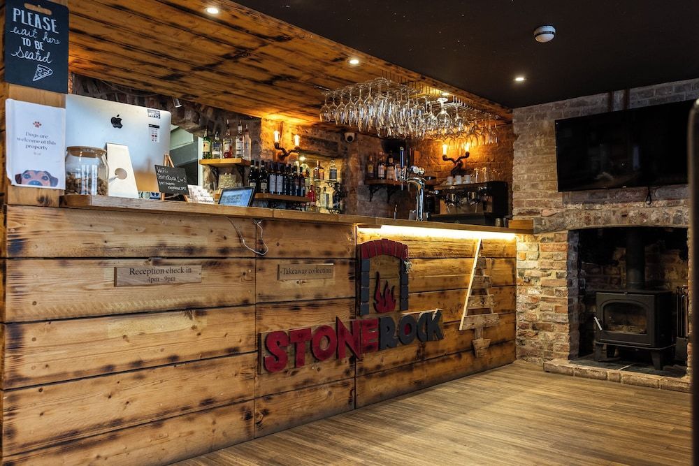 Stonerock Lodge 1