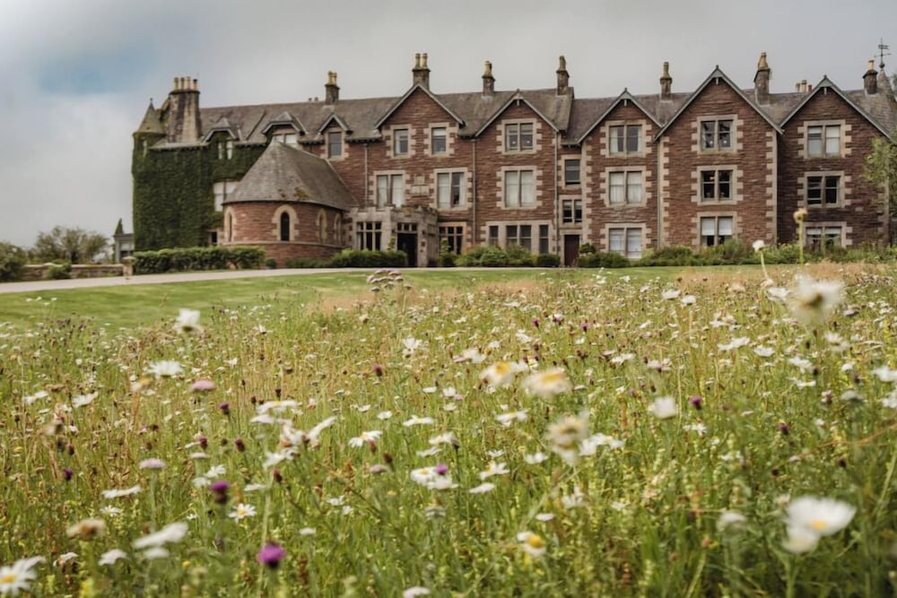 Cromlix 1