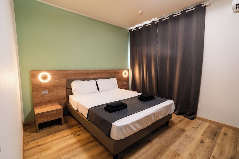 Elysium Self Check-In Rooms 1