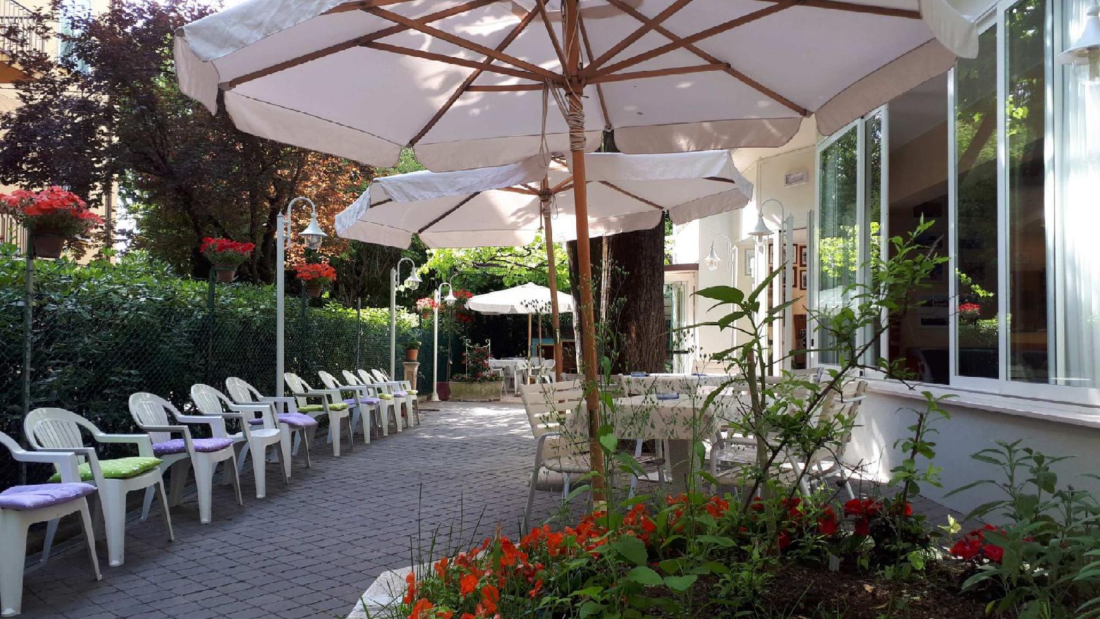 Hotel Capri 2