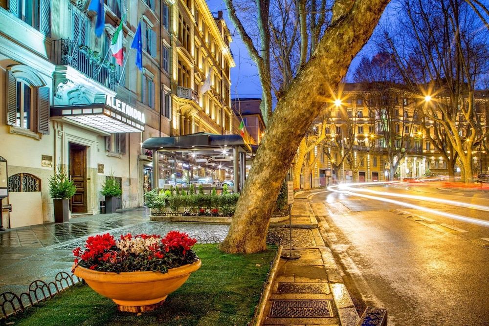 Hotel Alexandra 1