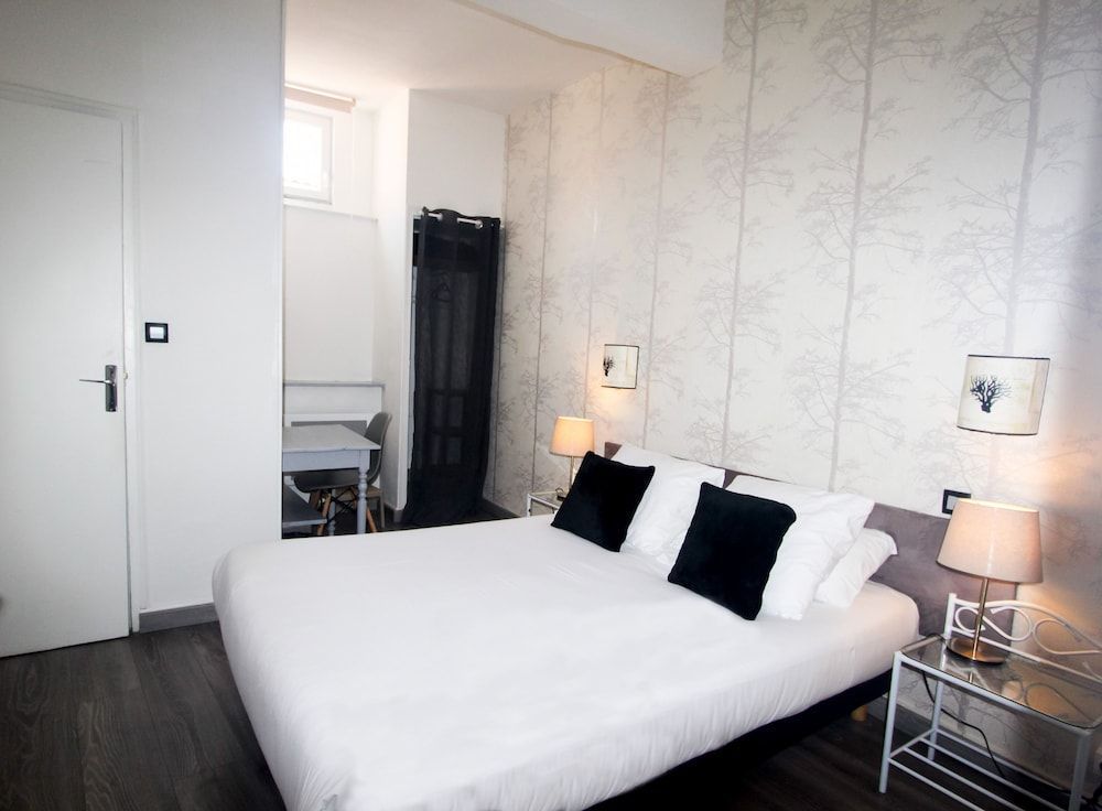 Hôtel Croix Baragnon 2