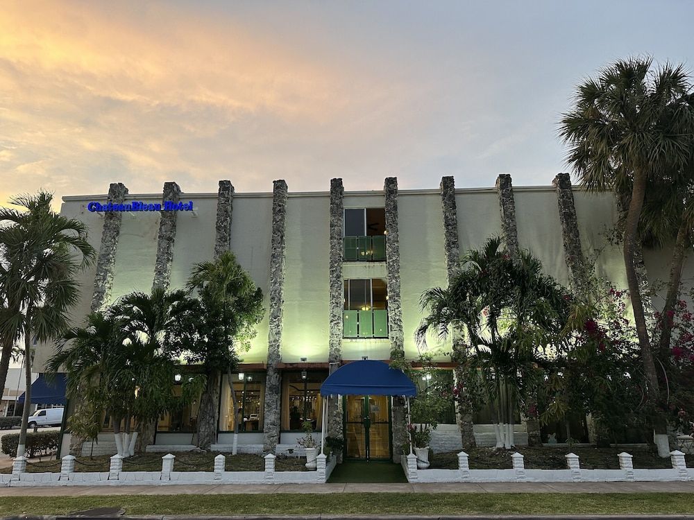 Chateaubleau Hotel 1