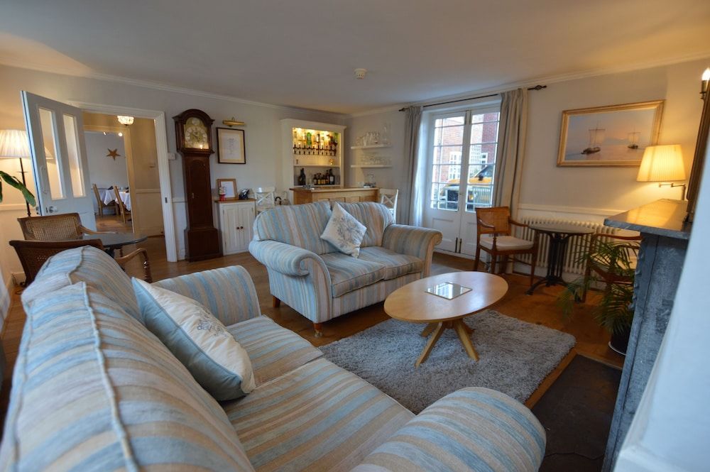 Chantry Hotel 1