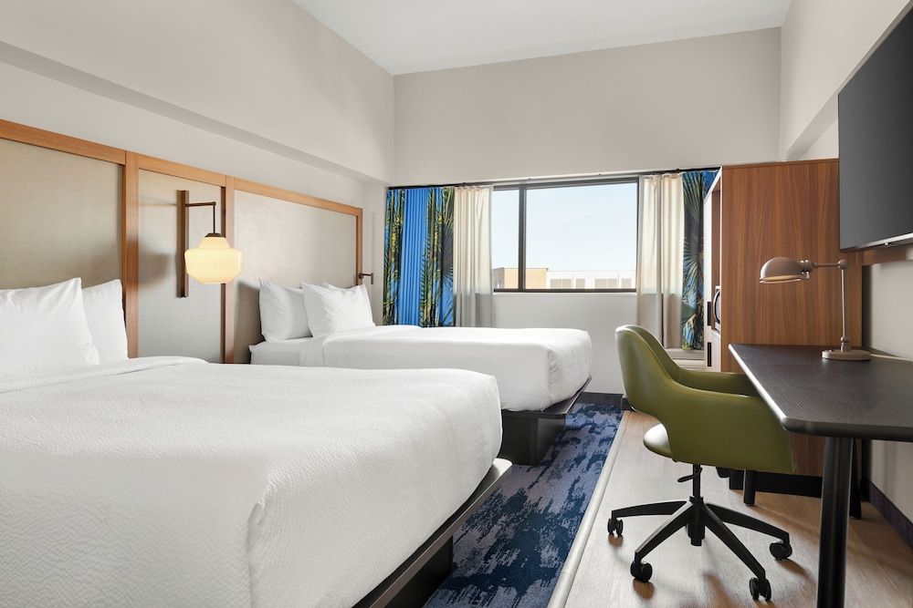 Fairfield by Marriott Inn & Suites Charleston Downtown 1