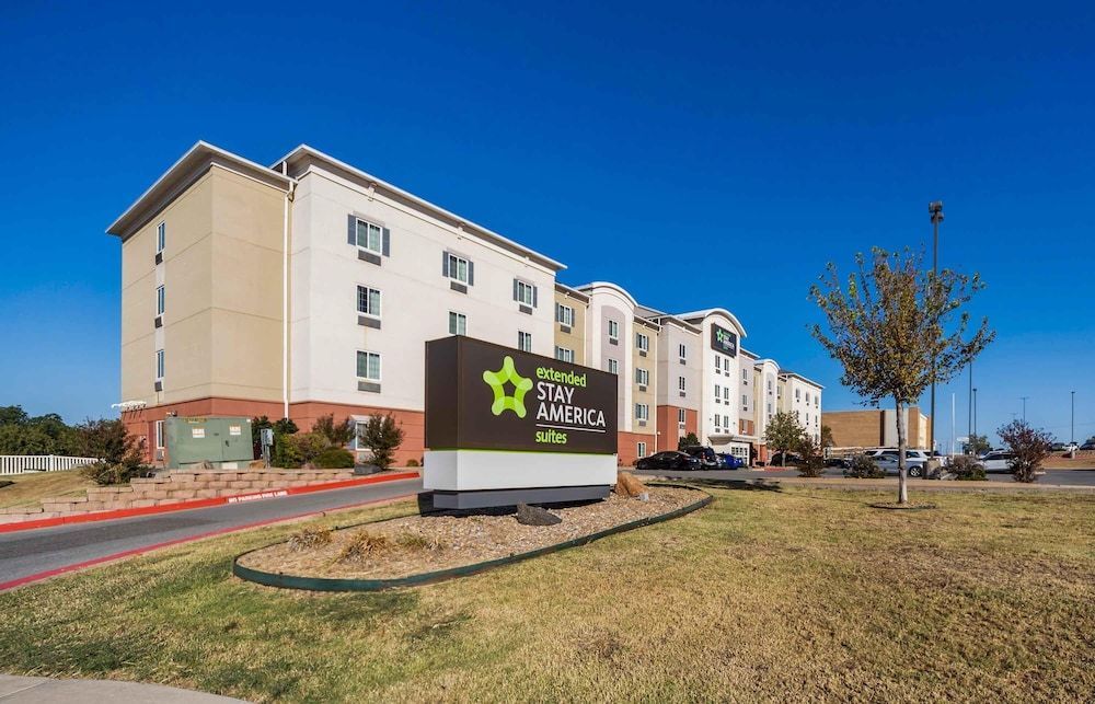 Extended Stay America Suites Lawton Fort Sill 1
