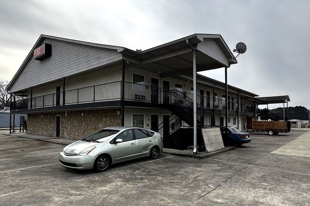 General Bragg Inn & Suites Chickamauga 1