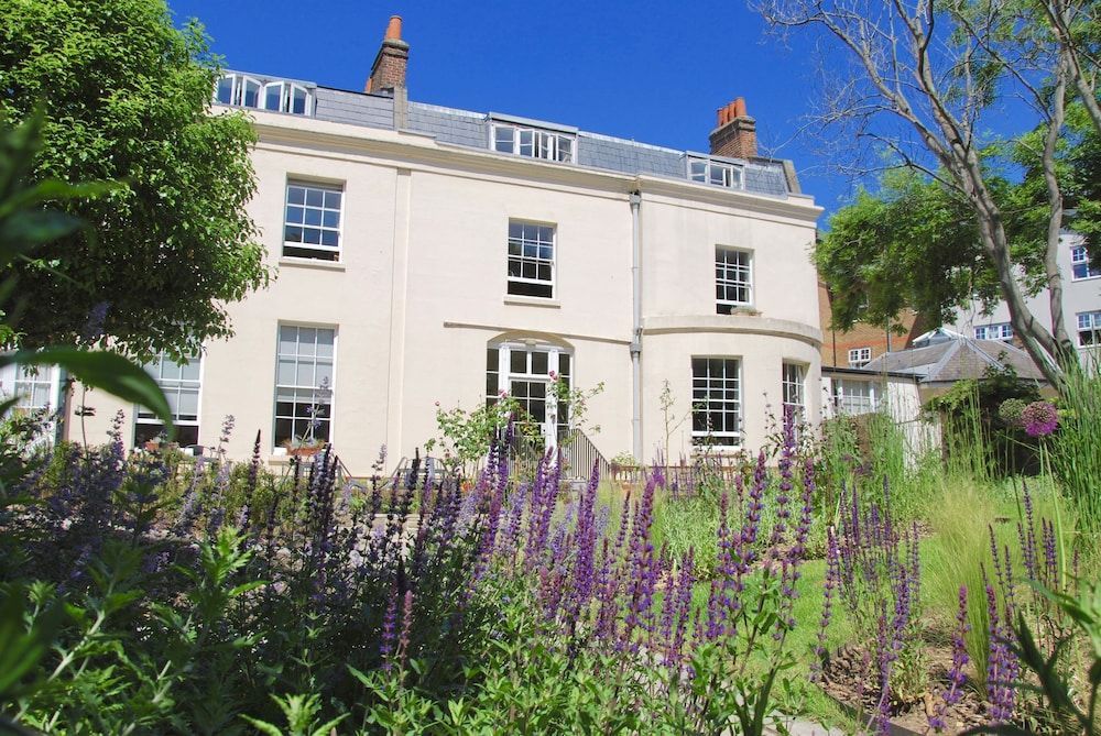 Temple Lodge Club 1