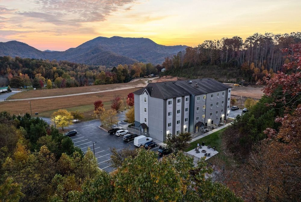 Microtel Inn & Suites By Wyndham Sylva Dillsboro Area 1