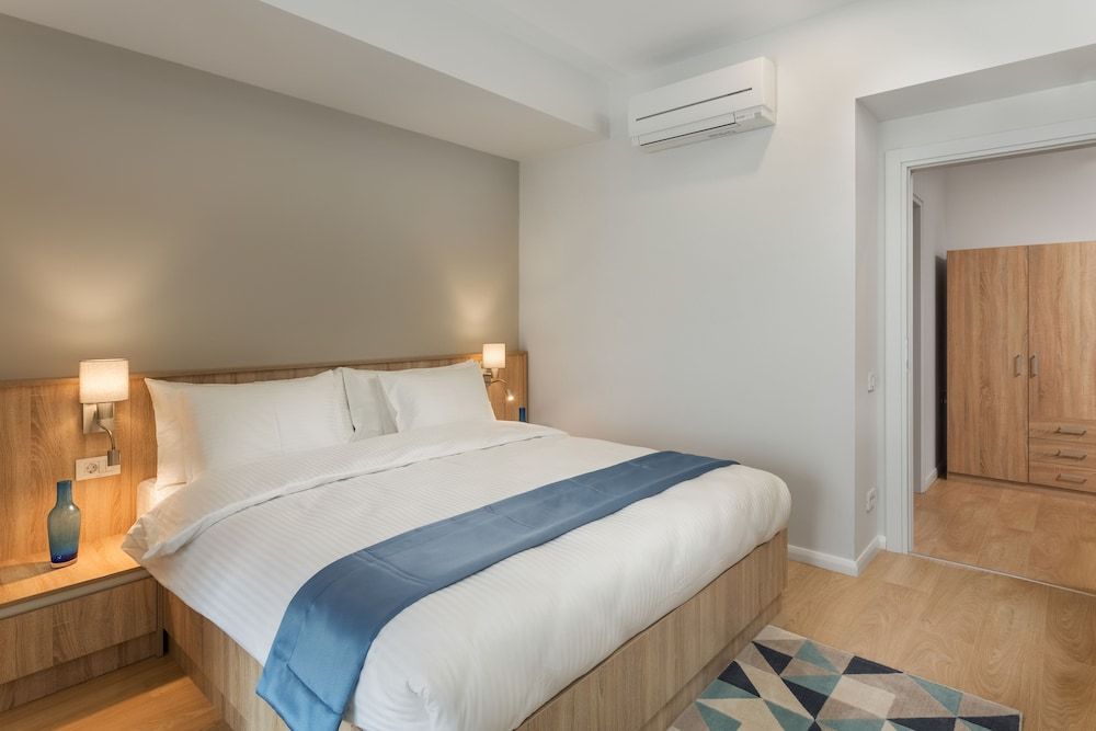 Athina Suites Hotel 2