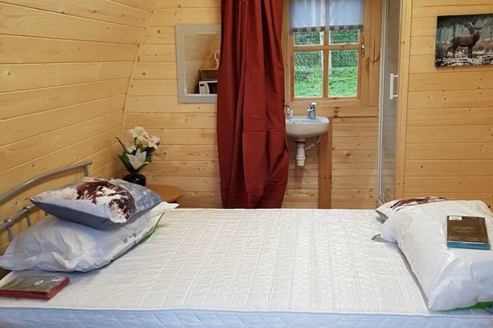 Glamping Pod in St Austell Sleeps 2 with Spa Pool 1