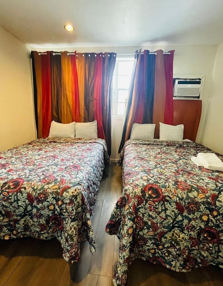 Miami Springs Inn 2