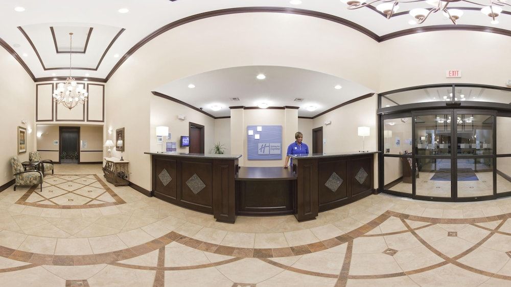 Holiday Inn Express & Suites HENDERSON-TRAFFIC STAR by IHG 2