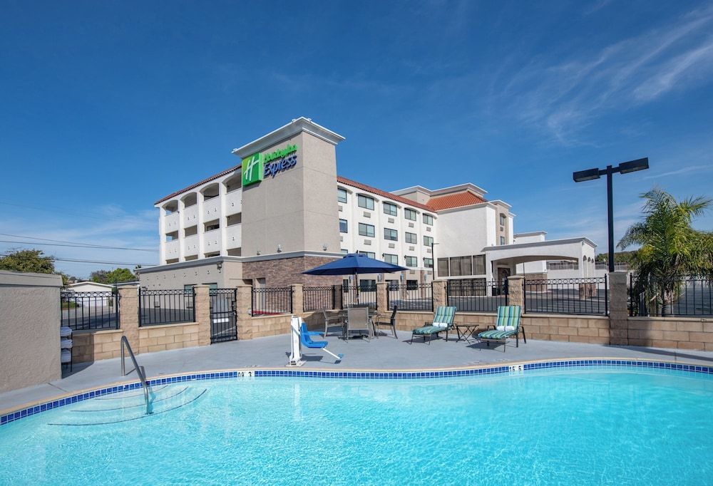 Holiday Inn Express SAN DIEGO SOUTH-NATIONAL CITY by IHG 1
