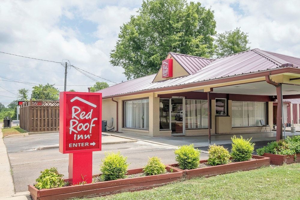 Red Roof Inn Starkville - University 1