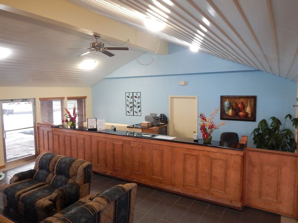 Regency Inn Iola 2