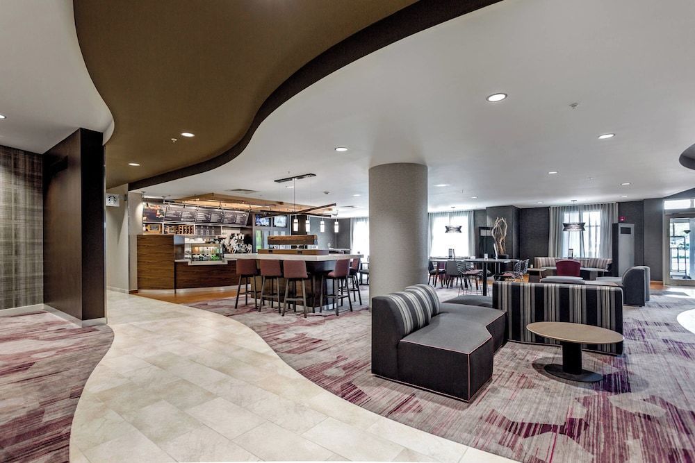 Courtyard by Marriott Easton-Columbus 2