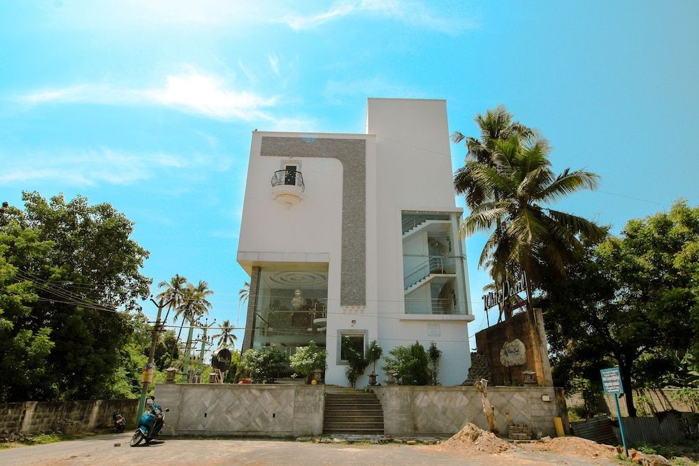 White Pearl Residency 1
