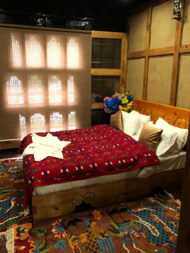 Heritage Home 2