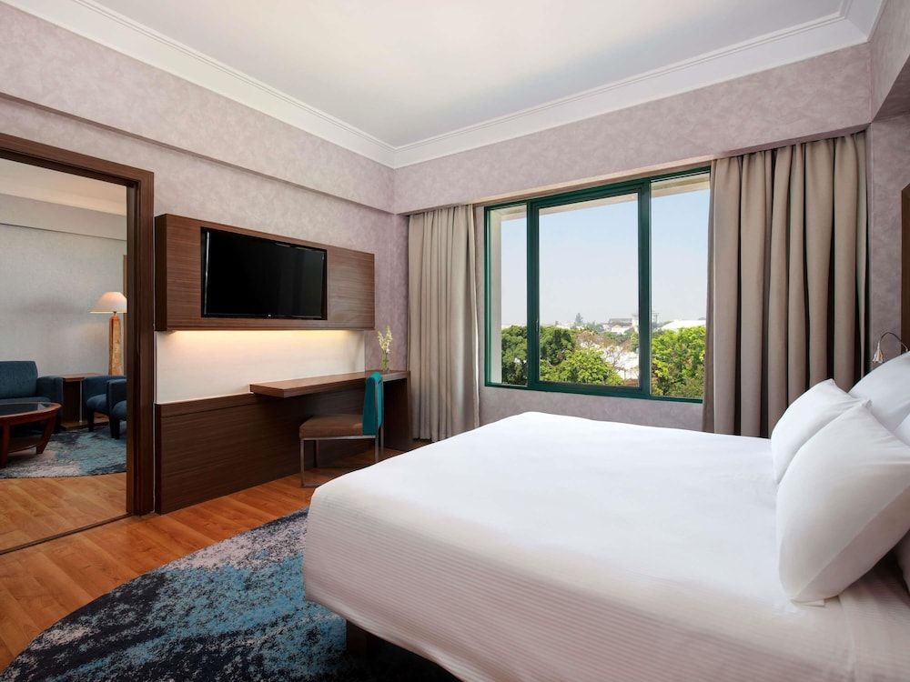 Novotel Solo 2