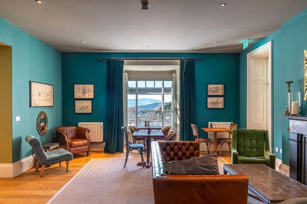 Plas Weunydd 1