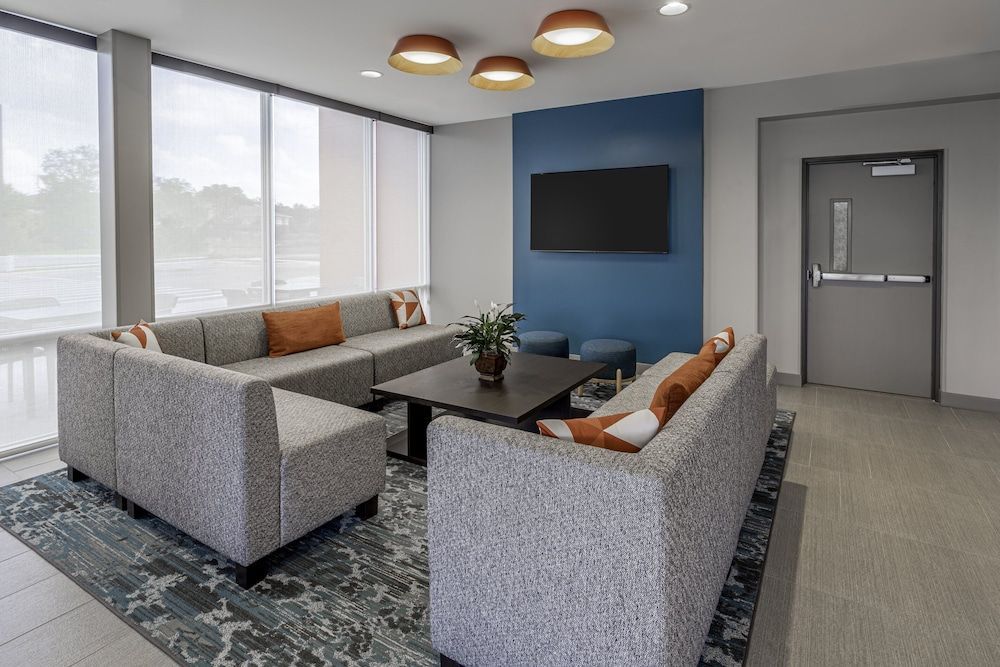avid hotel MILWAUKEE WEST - WAUKESHA by IHG 1