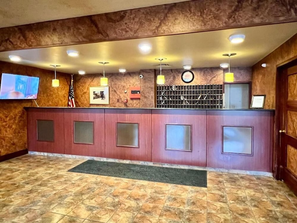 Lenox Hotel and Suites 2