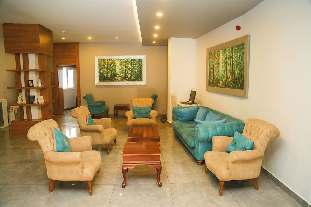 Start Hotel 2