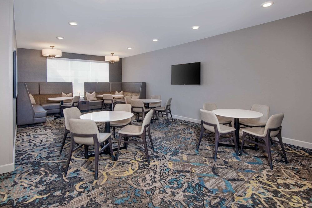 Sonesta ES Suites Atlanta Kennesaw Town Center 2