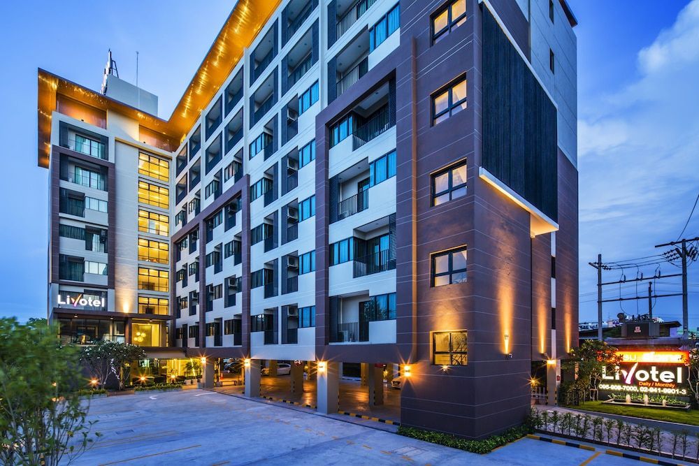 Livotel Hotel Kaset Nawamin Bangkok 1