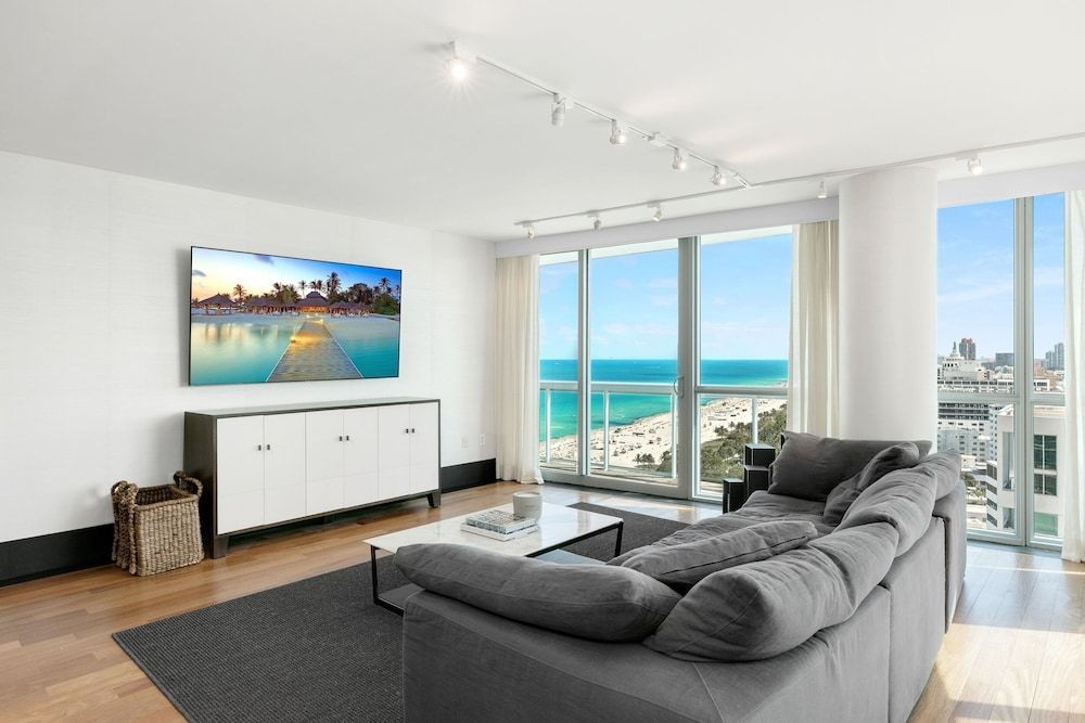 Setai Residences by Flashstay 1