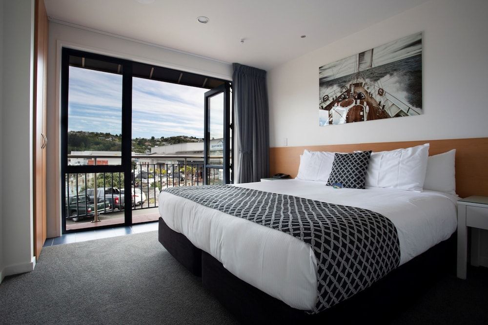 Harbourside Lodge 2