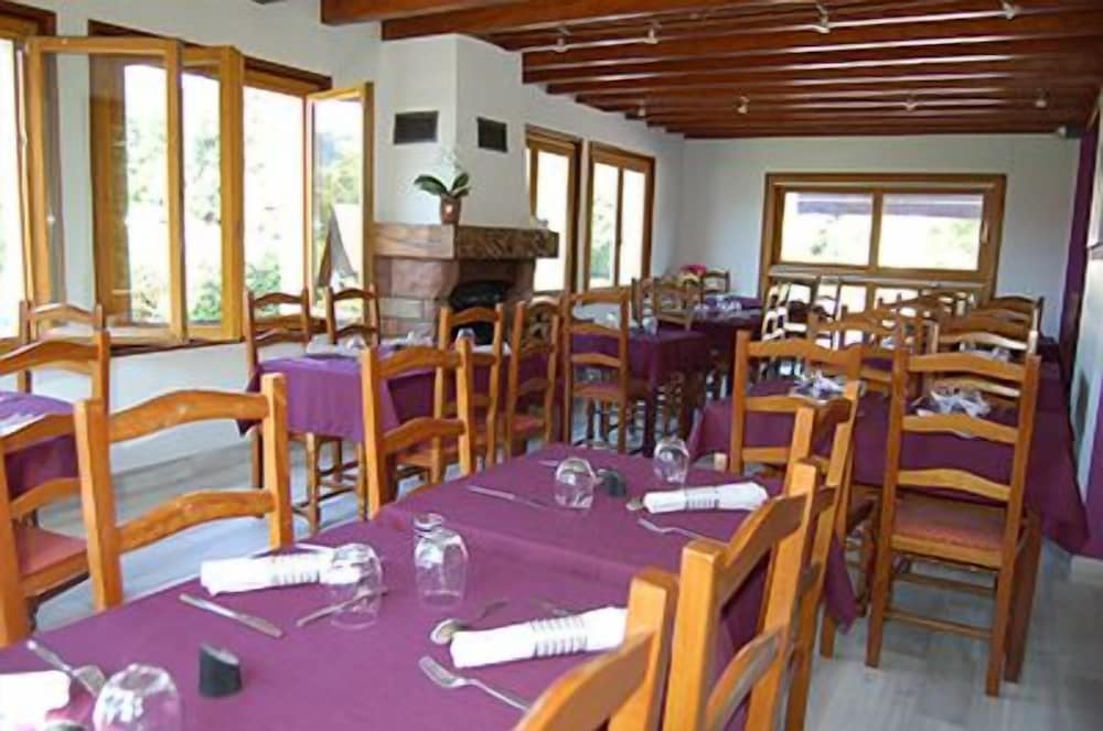 Logis Auberge de la Poirie 1