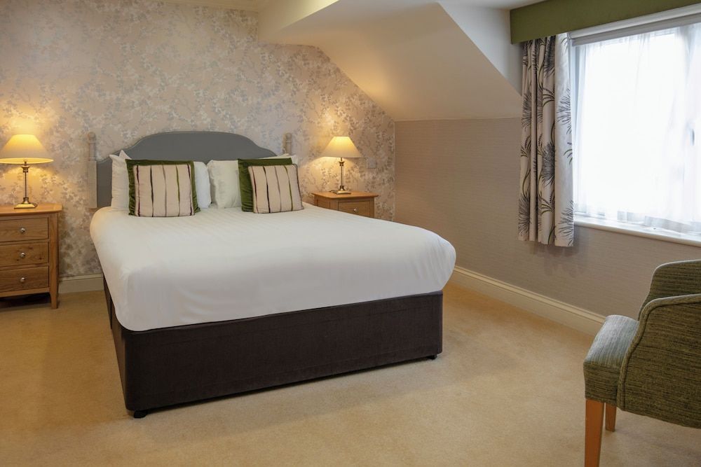 Knights Hill Hotel & Spa 2
