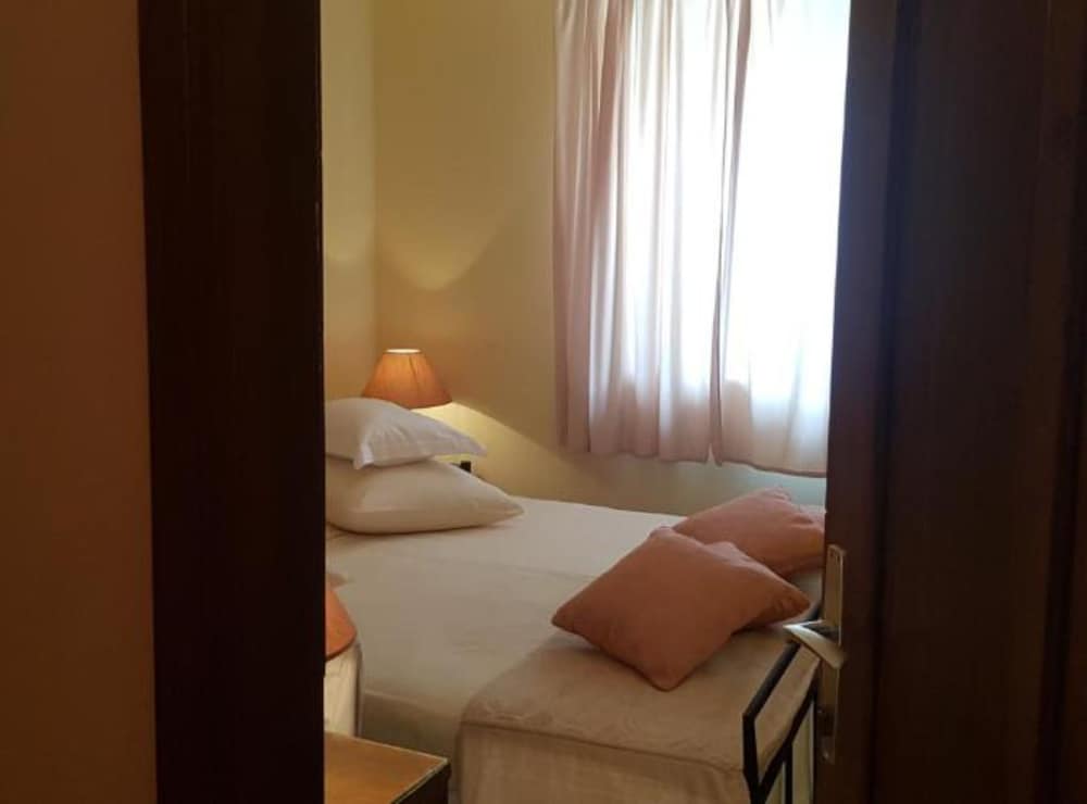 Charming Rooms & Apartments Stelio 2