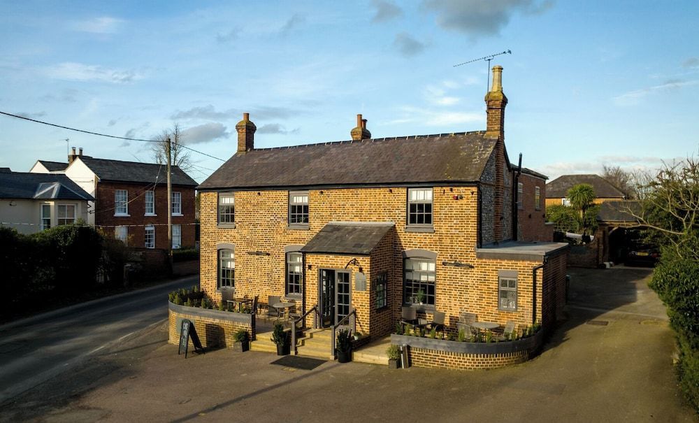 The Cherry Tree Hotel 1