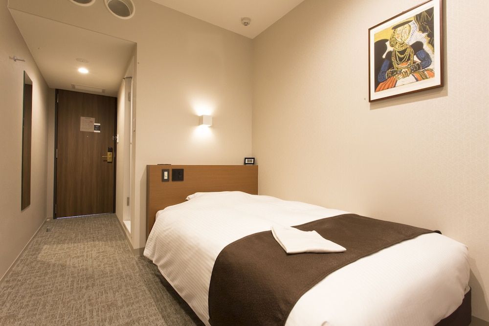 Osaka Riverside Hotel 1