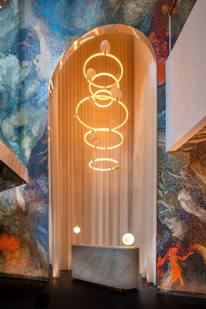 Mondrian Hong Kong 2