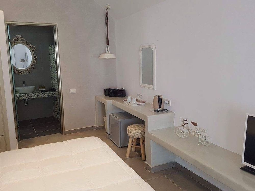 A&G Suites 2