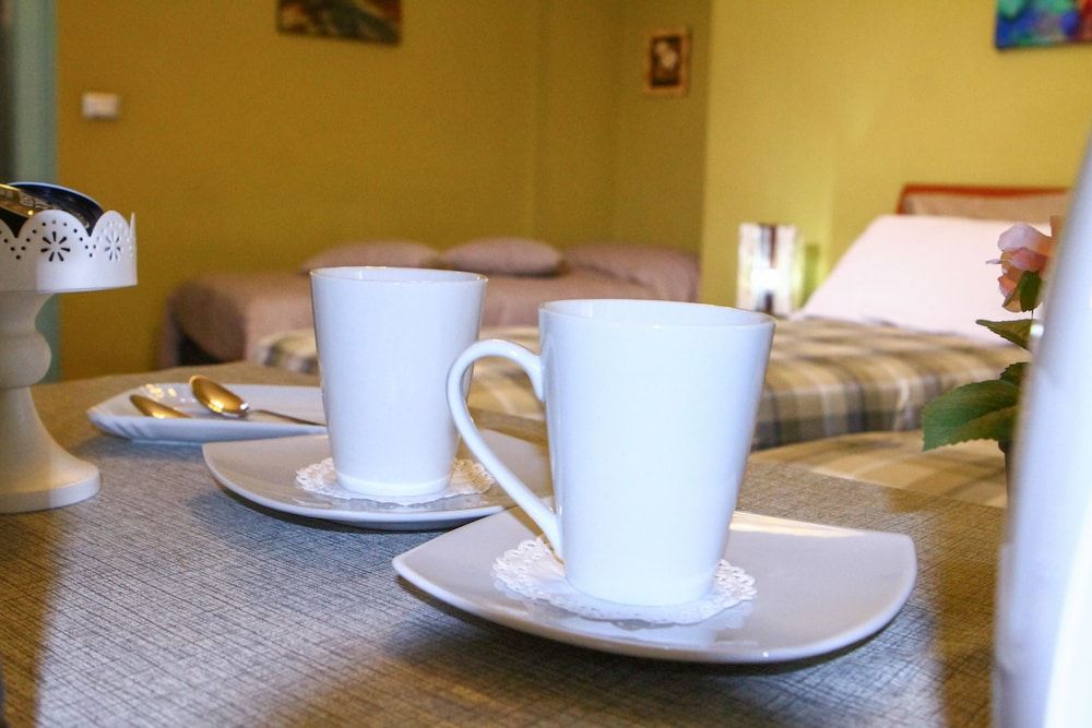 Duca's Guest House 1