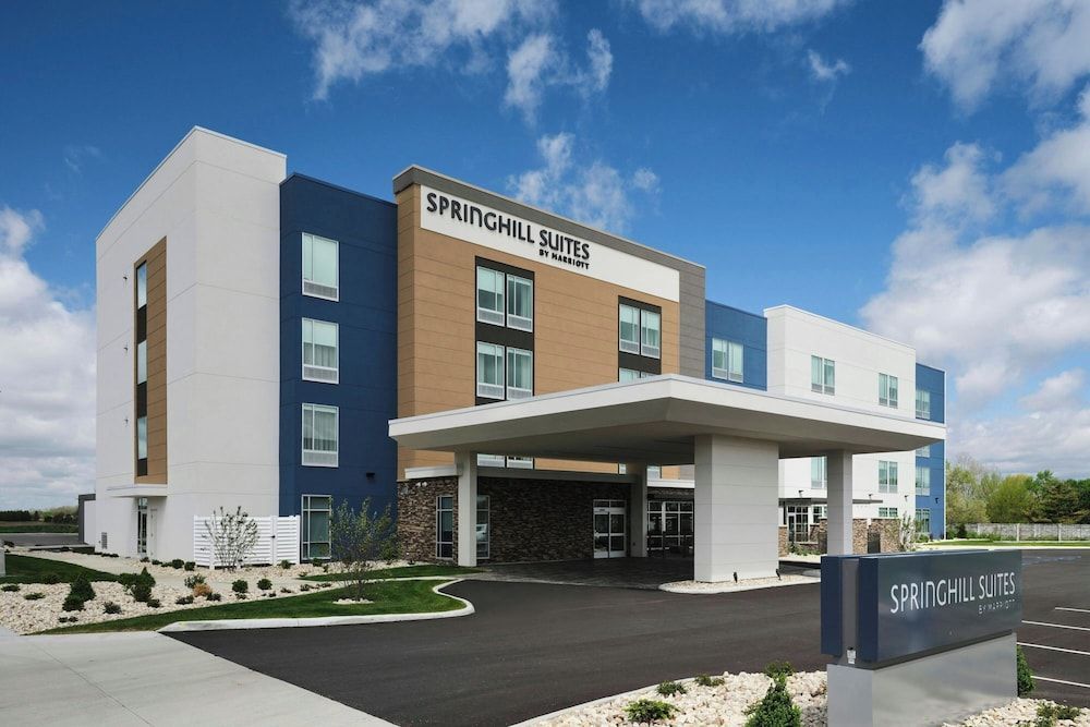 SpringHill Suites by Marriot Troy Dayton 1