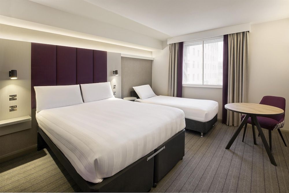 Premier Inn Wirral - Heswall 2