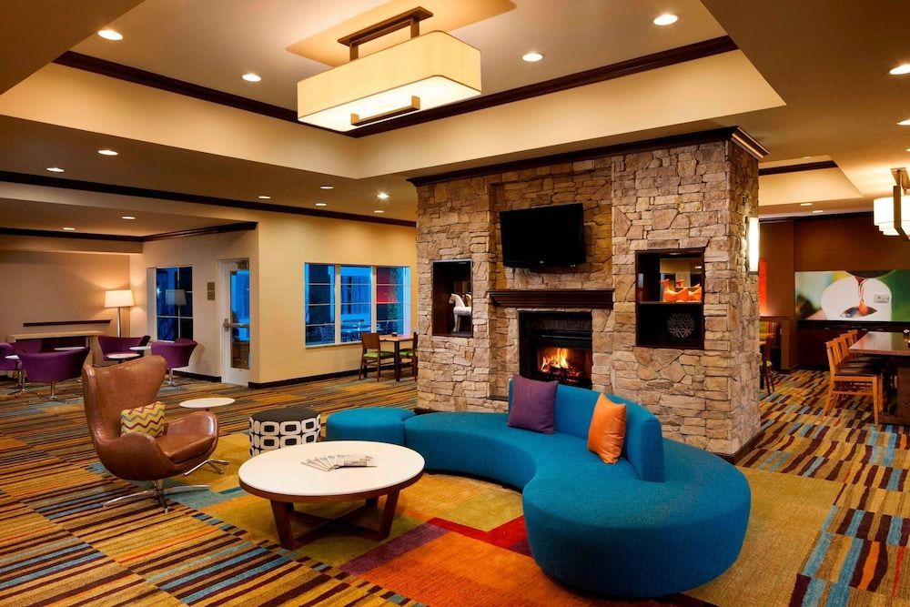Fairfield Inn & Suites Houston Intercontinental Airport 2