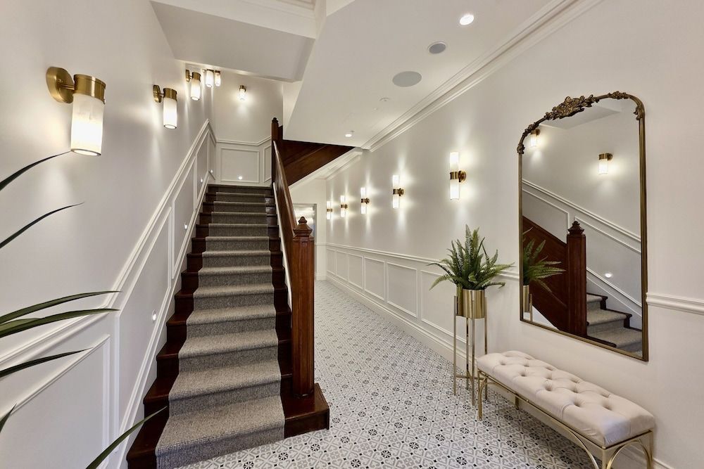 Camden Hotel Suites 2
