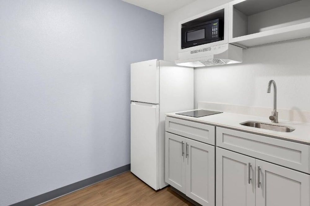 Birch Hill Suites - Lakeland 2