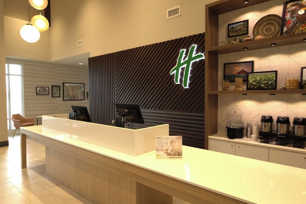 Holiday Inn & Suites HOPKINSVILLE - CONVENTION CTR by IHG 1